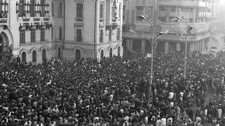 Aleargă 42 de kilometri pe zi, de la Cluj la Timișoara, în memoria victimelor Revoluției