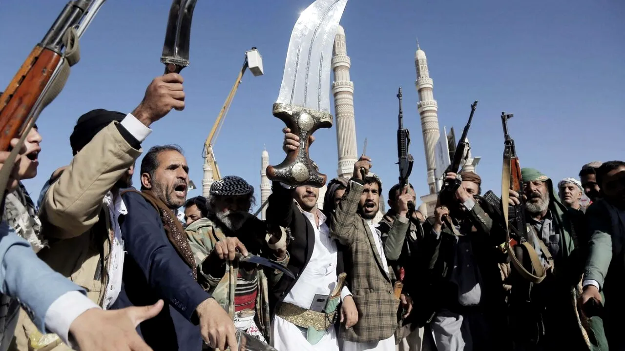 Donald Trump desemnează gruparea Houthi din Yemen drept „organizație TERORISTĂ străină”. Guvernul yemenit salută decizia