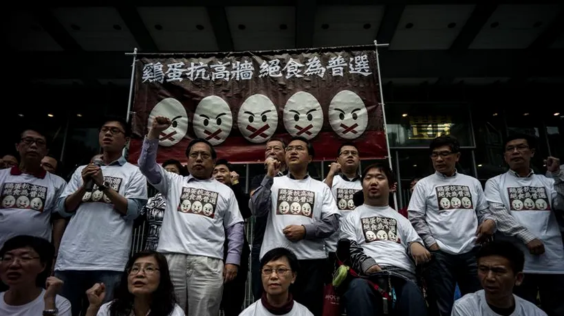 Grevă de proporții în China: 50.000 de angajați din fabricile Adidas și Nike au ieșit în stradă