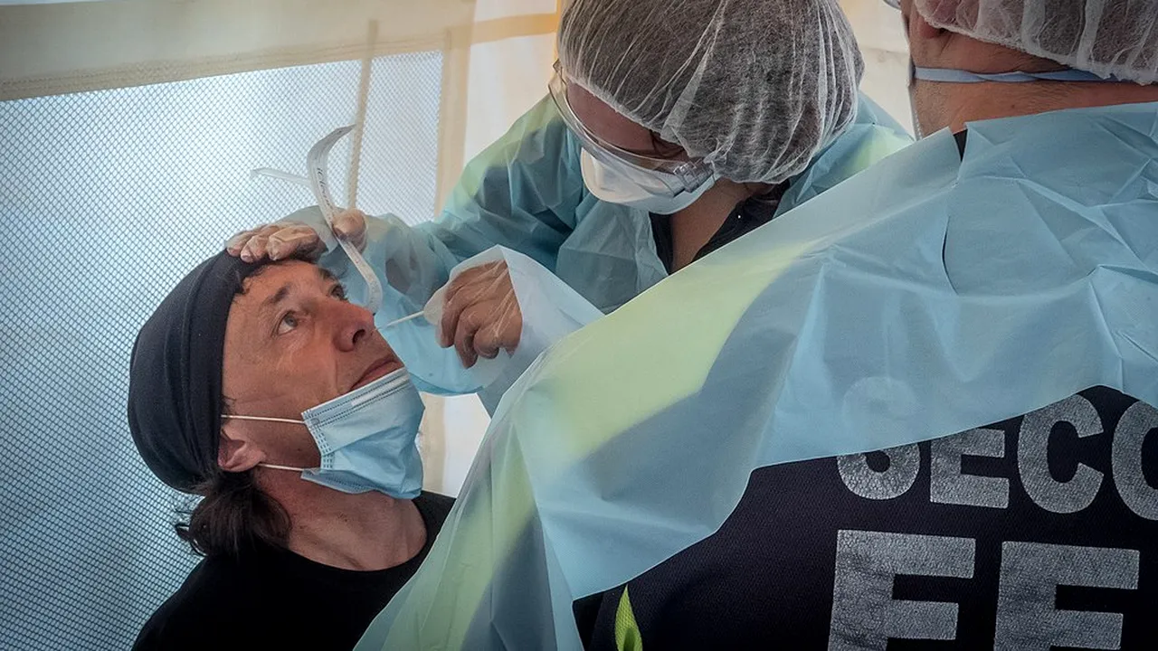 Sibiu, județul cu cea mai mare rată de infectare Covid-19. Aparat de testare PCR, nefolosit dintr-un motiv incredibil!