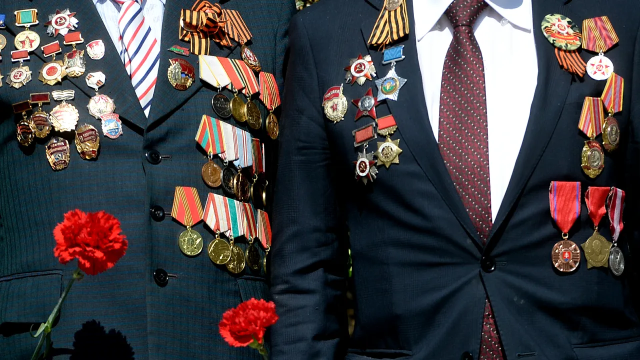 Caz incredibil la Botoșani. Un veteran de război de 92 de ani, trimis în judecată pe motiv a înșelat statul cu bilete CFR