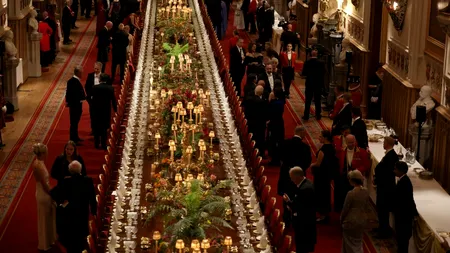 Opulență fără margini la BANCHETUL de stat organizat cu ocazia vizitei președintelui Donald Trump în Marea Britanie. Ce au avut invitații în meniu