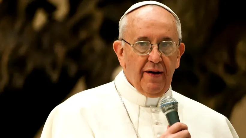 Papa Francisc critică războaiele comerciale care au scopul de „a vinde arme