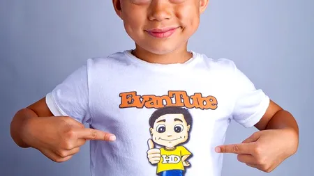 Un copil de 9 ani câștigă anual un milion de dolari de acasă. Părinții lui au renunțat să mai muncească
