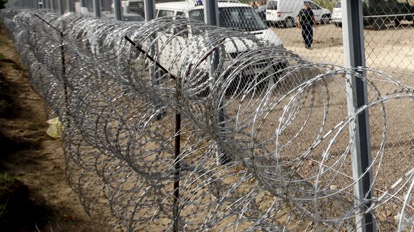 Ungaria ar putea construi un gard metalic la frontiera cu România