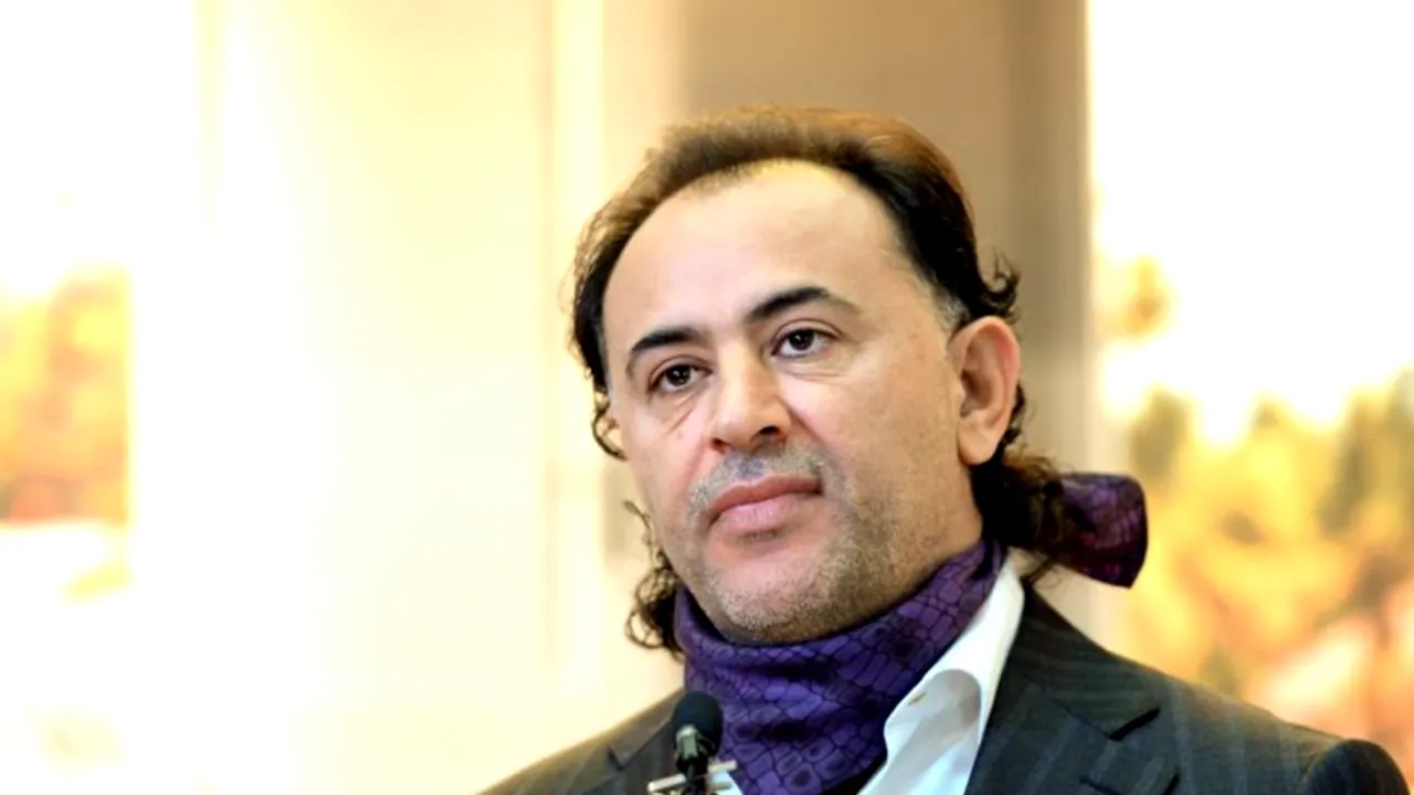 Mohammad Murad, acuzat de inducerea în eroare a alegătorilor. Liberalii au formulat plângere la poliție după ce candidatul independent a distribuit pliante care imită vechile carnete CEC inscripționate cu suma de 10.000 de lei