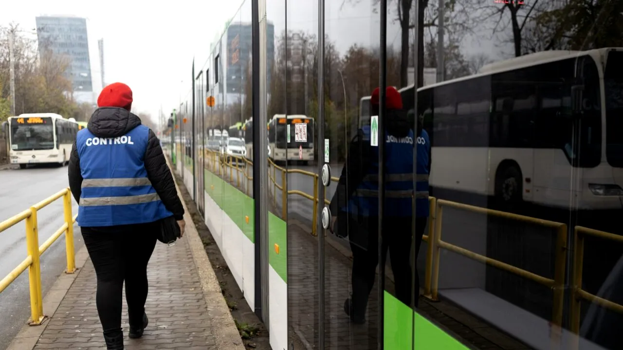 Un vatman din Iași a murit în seara de REVELION. Tragedia a avut loc în timp ce conducea tramvaiul