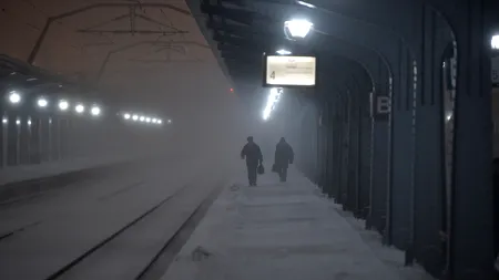 INFOTRAFIC. Trenuri BLOCATE din cauza viscolului: SUTE de călători afectați. Reacția CFR

