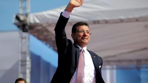 Primarul Istanbulului, unul dintre principalii adversari ai lui Erdogan, vizat de o anchetă. De ce este acuzat edilul