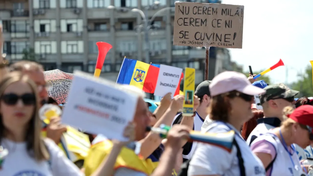 Profesorii și studenții organizează un protest masiv în fața Guvernului împotriva Legii Bolojan, de la ora 12:00