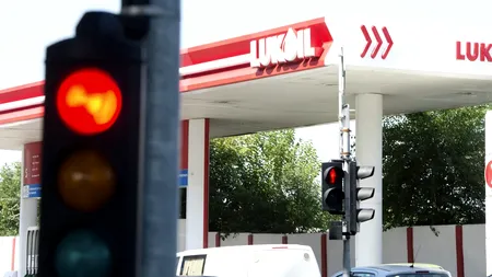 Lukoil rămâne fără cumpărător după ce Gunvor Group și-a retras oferta. De ce s-a blocat achiziția companiei rusești