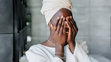 Povestea contabilei din KENYA care a ajuns femeie de serviciu în România. Acum stă ilegal aici. ”Mi-e teamă că voi fi deportată”