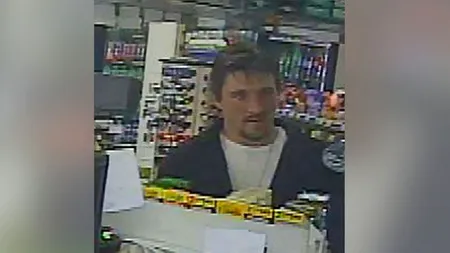 I-a trimis lui Trump o scrisoare de 161 de pagini, apoi a intrat într-un magazin de arme. Acum este căutat de 150 de polițiști în toată America