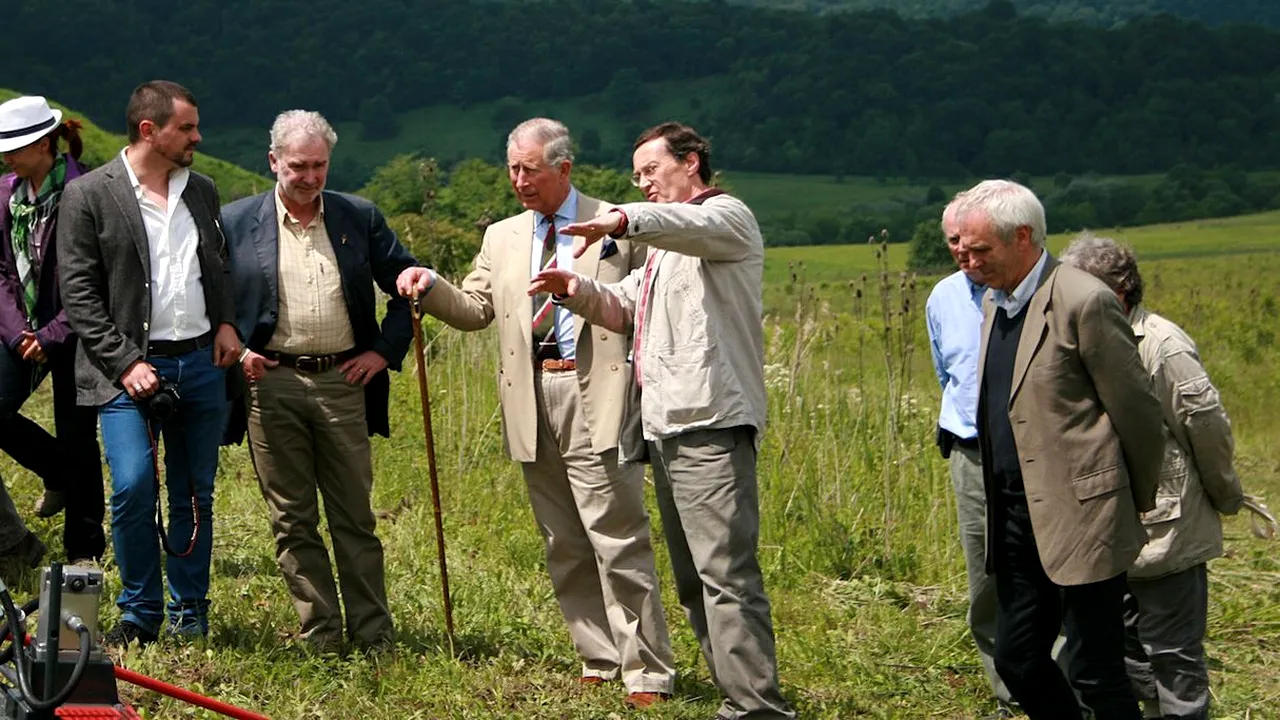 Prințul Charles vrea să restaureze bisericile medievale abandonate din România 