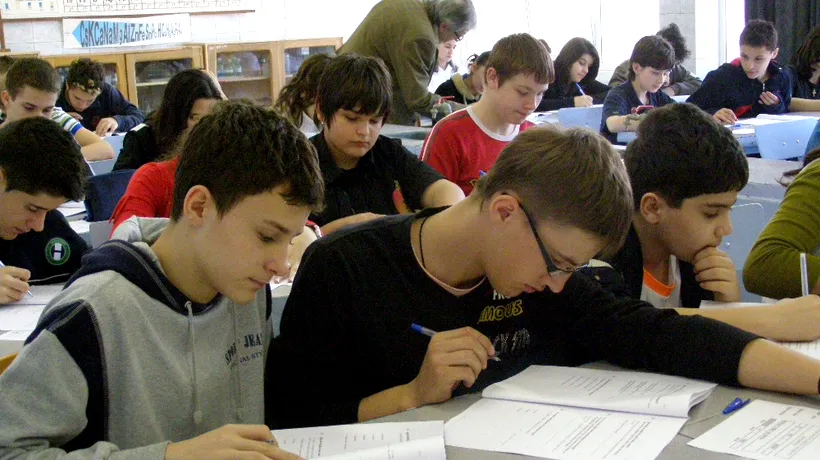 Țara din Europa în care elevii au primit bani ca să răspundă testelor PISA. Cât de prost stă România