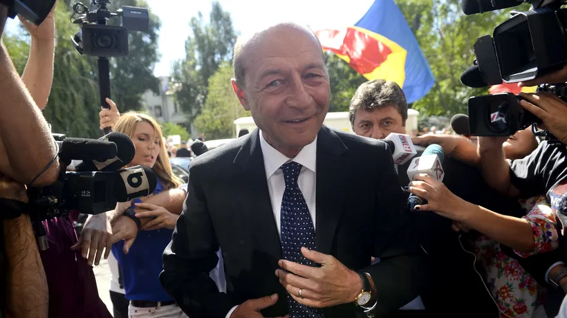 Cum ar rezolva Băsescu criza de la Guvern, dacă ar fi în locul lui Iohannis 