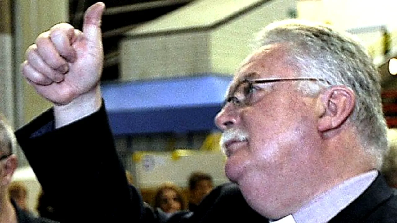 Scandal în Marea Britanie. Mesajele unui pastor bancher către dealer-ul său de droguri