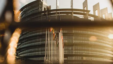 EXCLUSIV. Eurodeputații români despre provocările, solidaritatea și viitorul Uniunii Europene în contextul pandemiei COVID-19