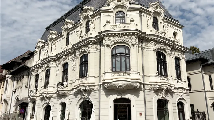 Patronii de la Casa Mița Biciclista au dat jos reclama la evenimentul 