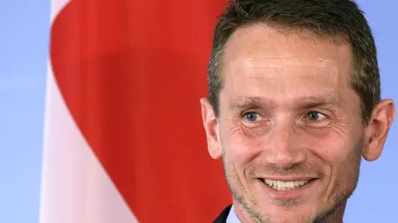 Cum arată ''coloana oficială'' a ministrului danez de externe