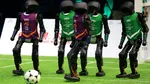 Experți: Inteligența Artificială învață să mintă, să comploteze și să își amenințe creatorii | China a găzduit primul meci de fotbal cu roboți