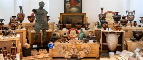 <i class='ep-highlight'>SUA</i> restituie Italiei și Libiei artefacte istorice furate de traficanți. Unele datează de 2500 ani
