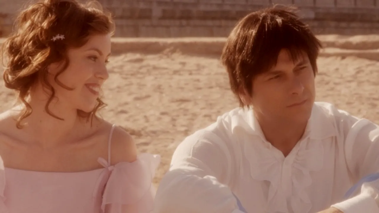 Bogdan Stanoevici, fost ministru pentru Diasporă în Guvernul Ponta, în rol de securist pe ecrane