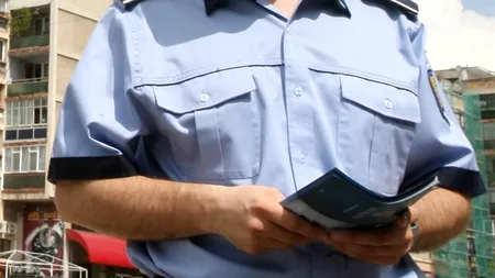 CAMPANIE ELCTORALĂ 2012. Bărbat din Sibiu, amendat după ce a bătut un alt bărbat care lipea afișe electorale