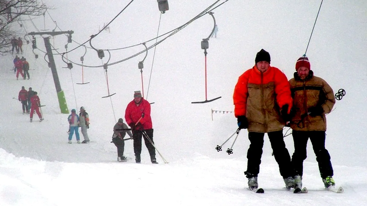 Copil rănit pe o pârtie din Semenic, fiind lovit de un dispozitiv al teleschiului 
