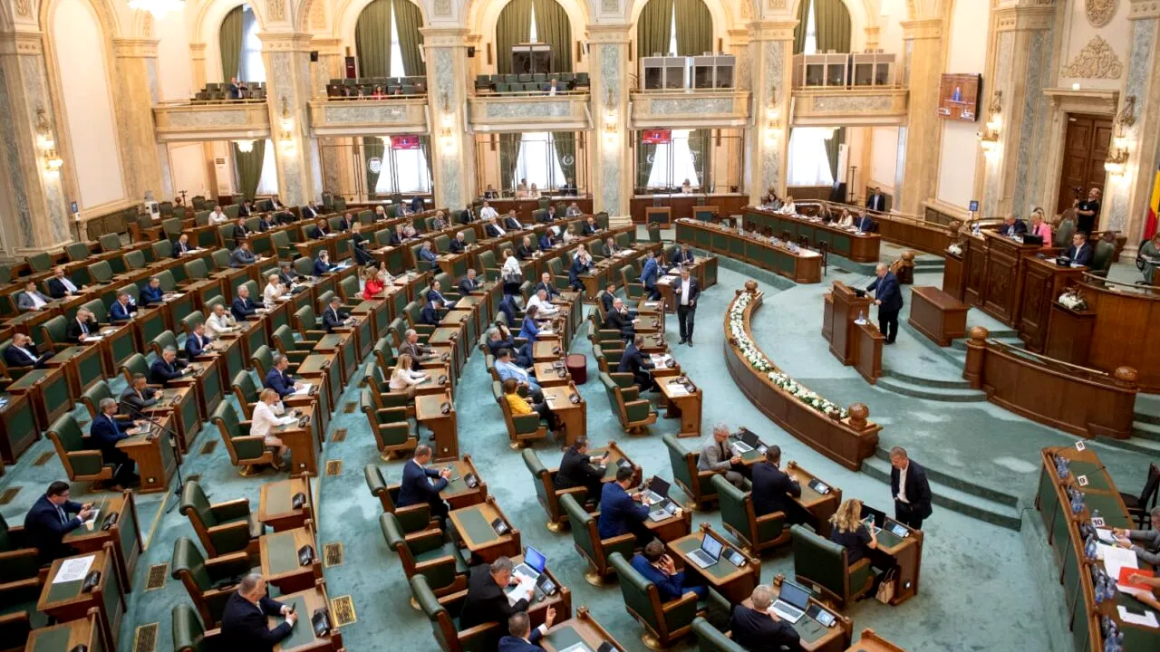 Cum ajută contestația USR ONG-iștii procesomani care blochează în instanță proiecte imobiliare. Legea care protejează investitorii imobiliari este pe masa Curții Constituționale până în 2023