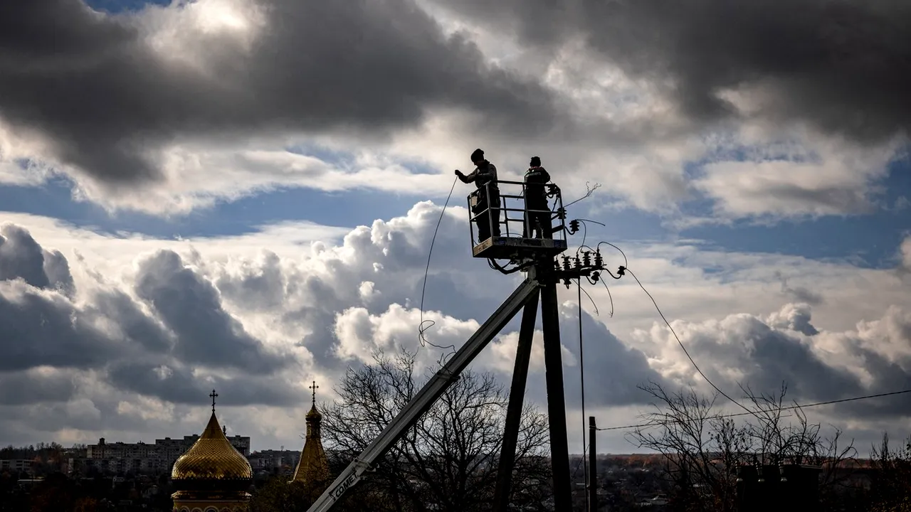 LIVE TEXT | Ziua 276 de război: Milioane de persoane din Ucraina nu au curent, apă sau caldură / Papa Francisc: Liderii Ucrainei trebuie să privească în perspectivă pentru a obţine pacea