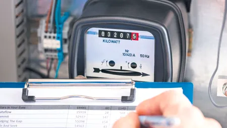 Furnizorii de energie reclamă întârzieri de șase luni la decontarea plafonării prețurilor de către stat. Ce cred companiile depre soluția de factoring