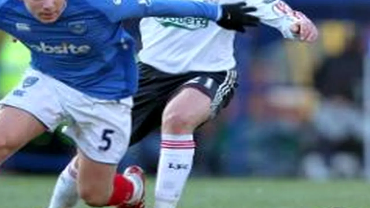 REACȚIA ciudată a unui jucător de fotbal, după ce a fost prins înșelându-și soția