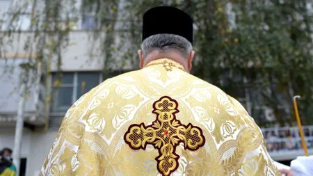 Preot din Iași, acuzat că a închis biserica și a fugit în lume cu AMANTA. „M-a batjocorit bine, dar bine, bine!”