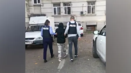 Elev de 14 ani, jefuit în plină stradă de alți doi minori. O adolescentă de 16 ani a fost reținută