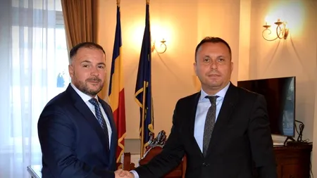 Prefectul Capitalei, întâlnire cu expertul Cătălin Țone: Lucrăm împreună pentru prevenirea consumului de stupefinate în rândul tinerilor