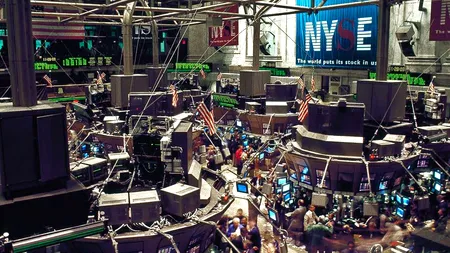 Companiile chineze, delistate de la Bursa de pe Wall Street!