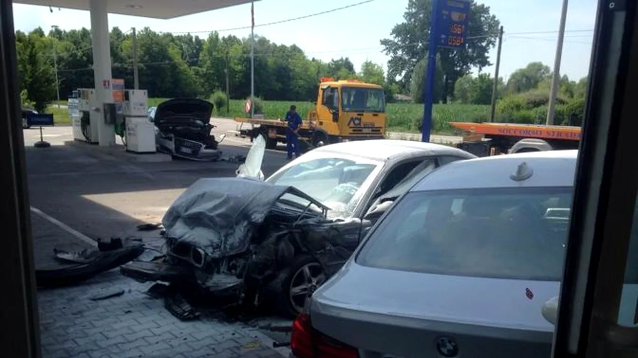 Un român a lovit cu mașina mai multe vehicule într-o stație de carburanți din Italia