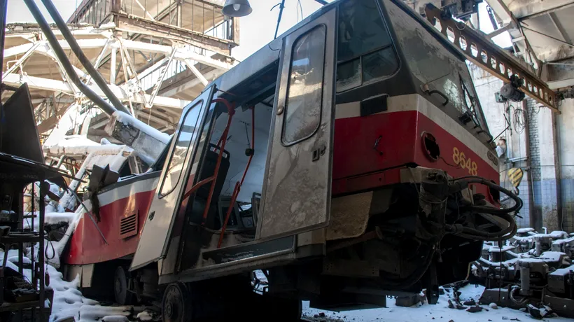 Un tren cu ajutorul căruia erau evacuați refugiaţi din Ucraina a fost atacat. Conductorul a fost ucis 