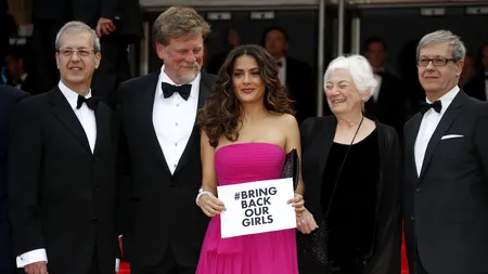 Salma Hayek și Julie Gayet se implică în campania 