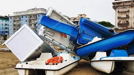 VIDEO cu o furtună care face ravagii lângă Veneția: un om a dispărut, iar alți trei sunt gravi răniți