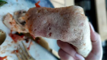 Ce a primit un client după ce a comandat o pizza calabrese de 41 de lei, într-un restaurant italienesc din Iași