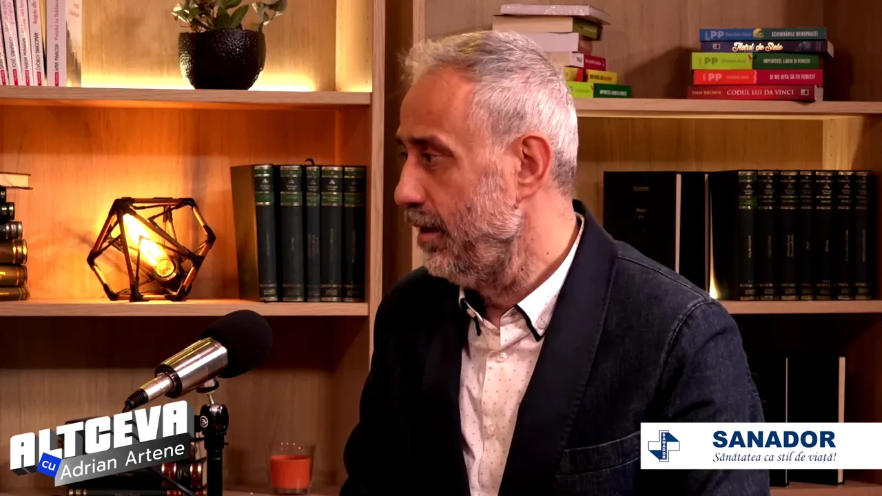 VIDEO | Toma Enache, invitat la podcastul ALTCEVA cu Adrian Artene, despre problemele cinematografiei românești: „Noi nu avem public de cinema, așa cum în România nu se mai citește”