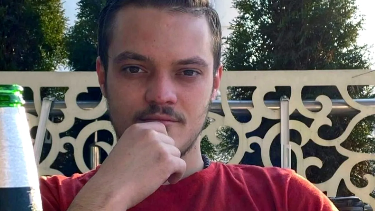 Ce a pățit Albert din Bârlad, după ce s-a angajat la un restaurant din Eforie Nord. Ce s-a întâmplat după ce s-a CERTAT cu șefa lui