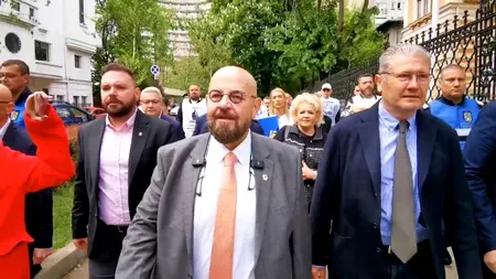 VIDEO | Cristian Popescu PIEDONE își înscrie candidatura pentru Primăria Capitalei / „Dacă NEGOCIAM, aveam frâna de mână trasă”