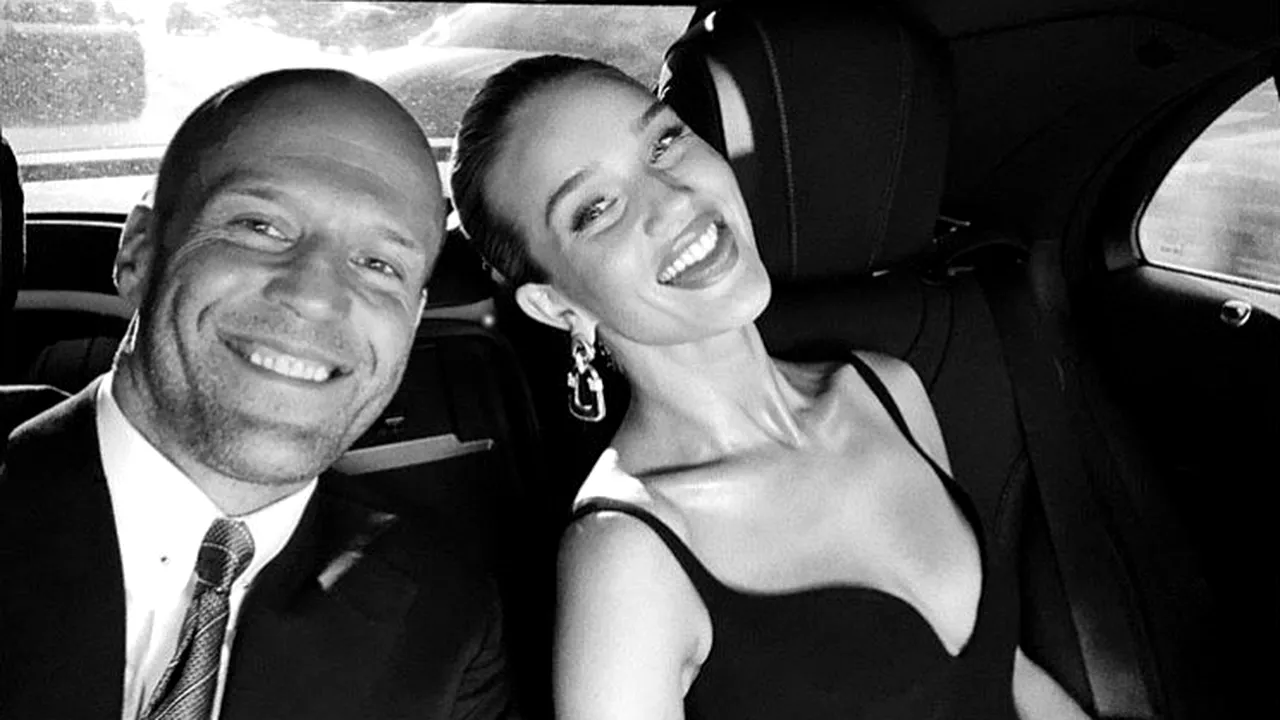 Starul din seria Transporter, Jason Statham, se va căsători cu modelul Rosie Huntington