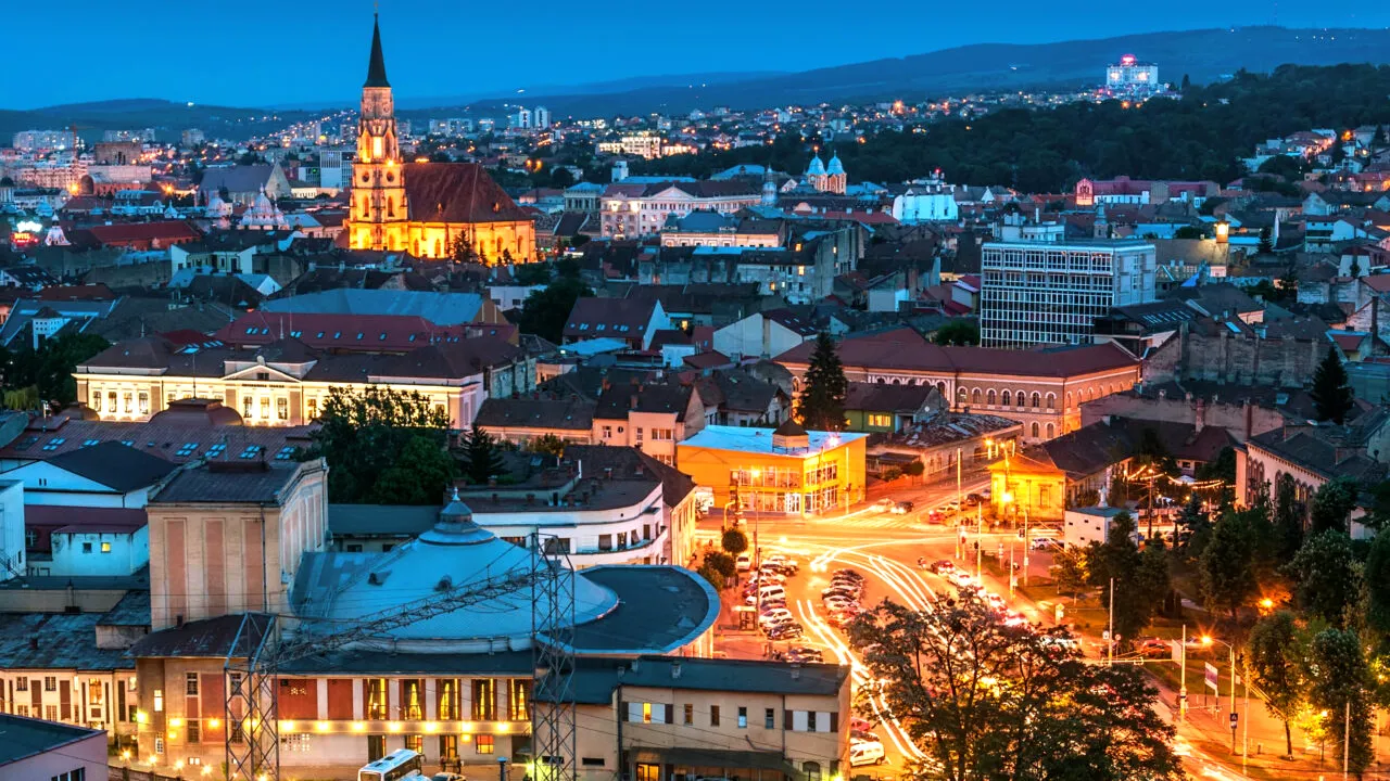 Mitul vieții bune de la Cluj-Napoca, desființat de un arhitect: „Trăim într-o sărăcie generalizată”