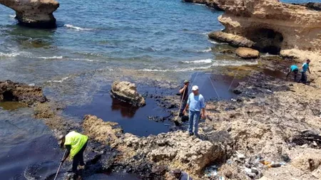 Dezastru ecologic. O pată de petrol pornită din Siria a ajuns aproape de Cipru. Imagini incredibile din satelit