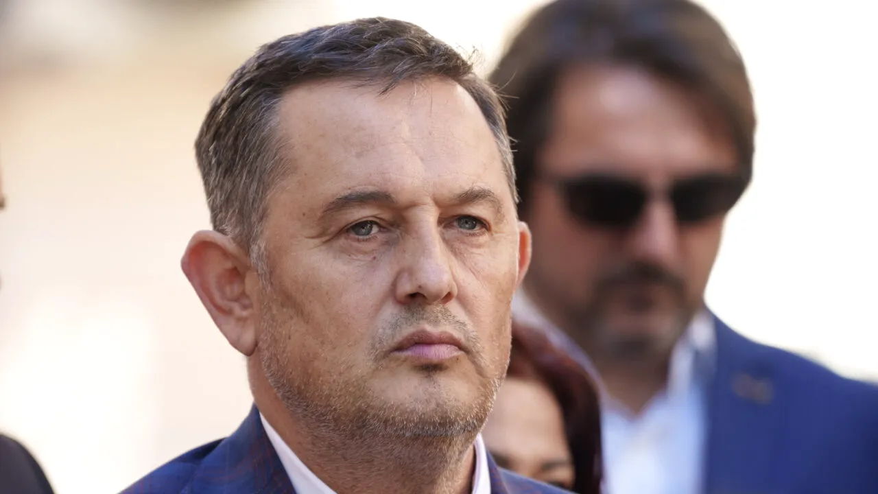 Gheorghe Piperea analizează prăbușirea economică descrisă de datele INS: 