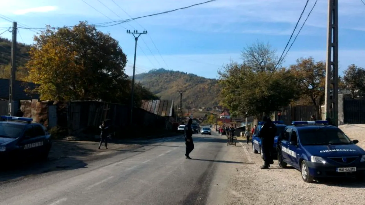 Un bărbat din Săcele a fost atacat cu un topor în propria casă, fiind grav rănit. Două persoane au fost reținute, pentru „tentativă de omor”